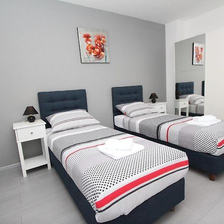 Apartment Karlo 1 Rovinj Bagian luar foto