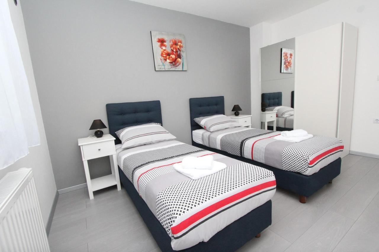 Apartment Karlo 1 Rovinj Bagian luar foto