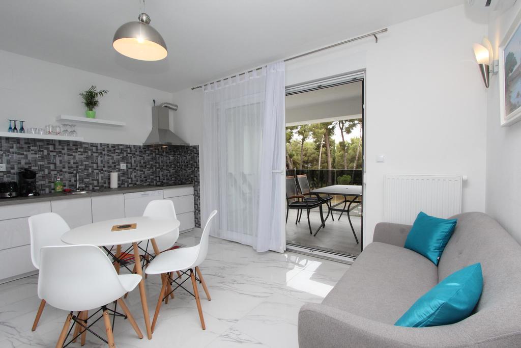 Apartment Karlo 1 Rovinj Bagian luar foto