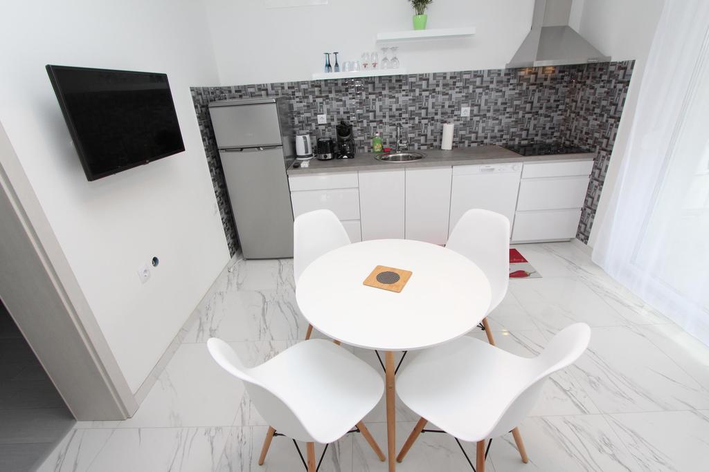 Apartment Karlo 1 Rovinj Bagian luar foto